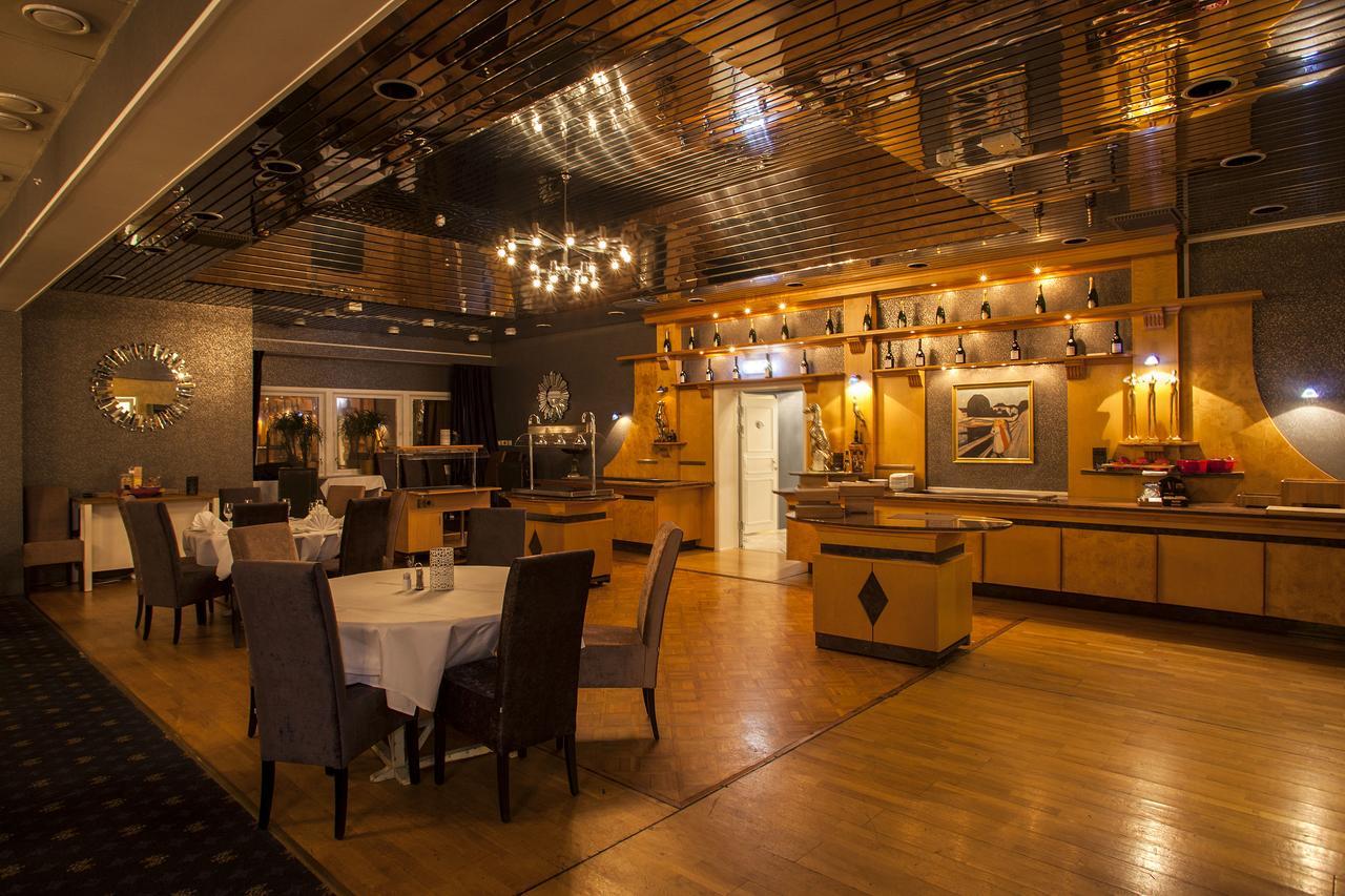 Grand Hotel Asgardstrand - Unike Hoteller Luaran gambar